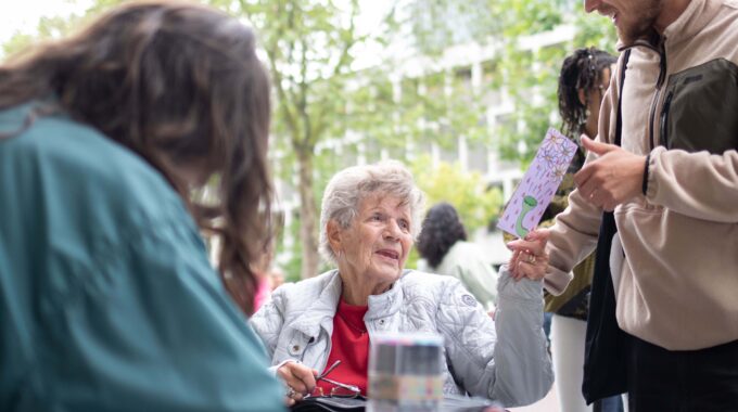 Rotterdamse Helden UVV Kunstwandeling