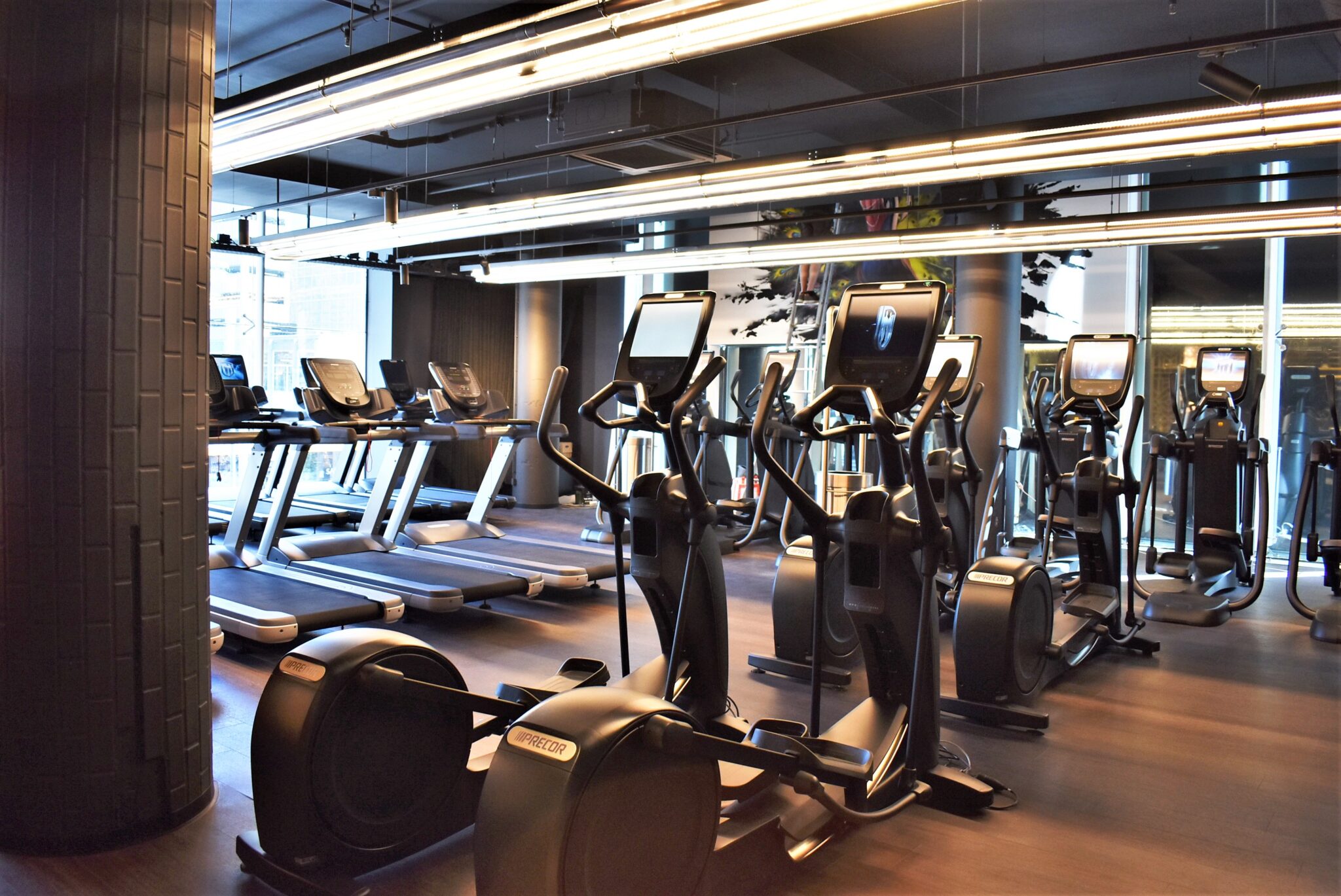 Trainen, clubben én in het bubbelbad bij deze nieuwe sportschool op de