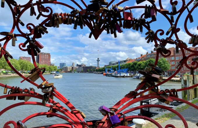 lock of love