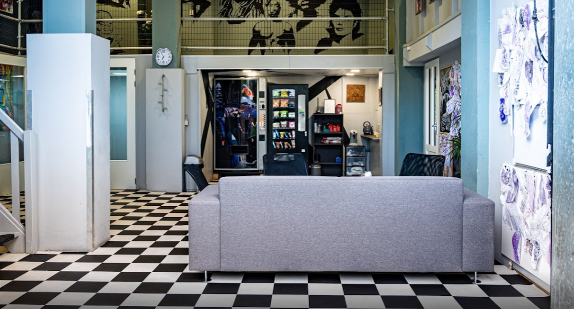 Empire Ink indebuurt Rotterdam