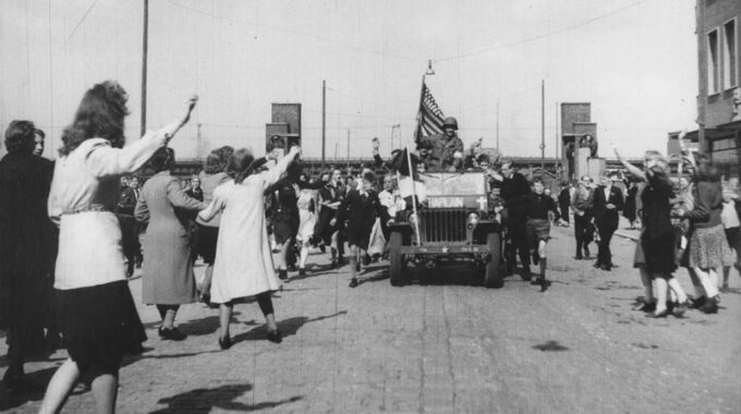 bevrijding rotterdam stadsarchief