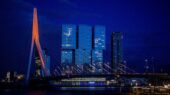 Erasmusbrug oranje- Orange the world day