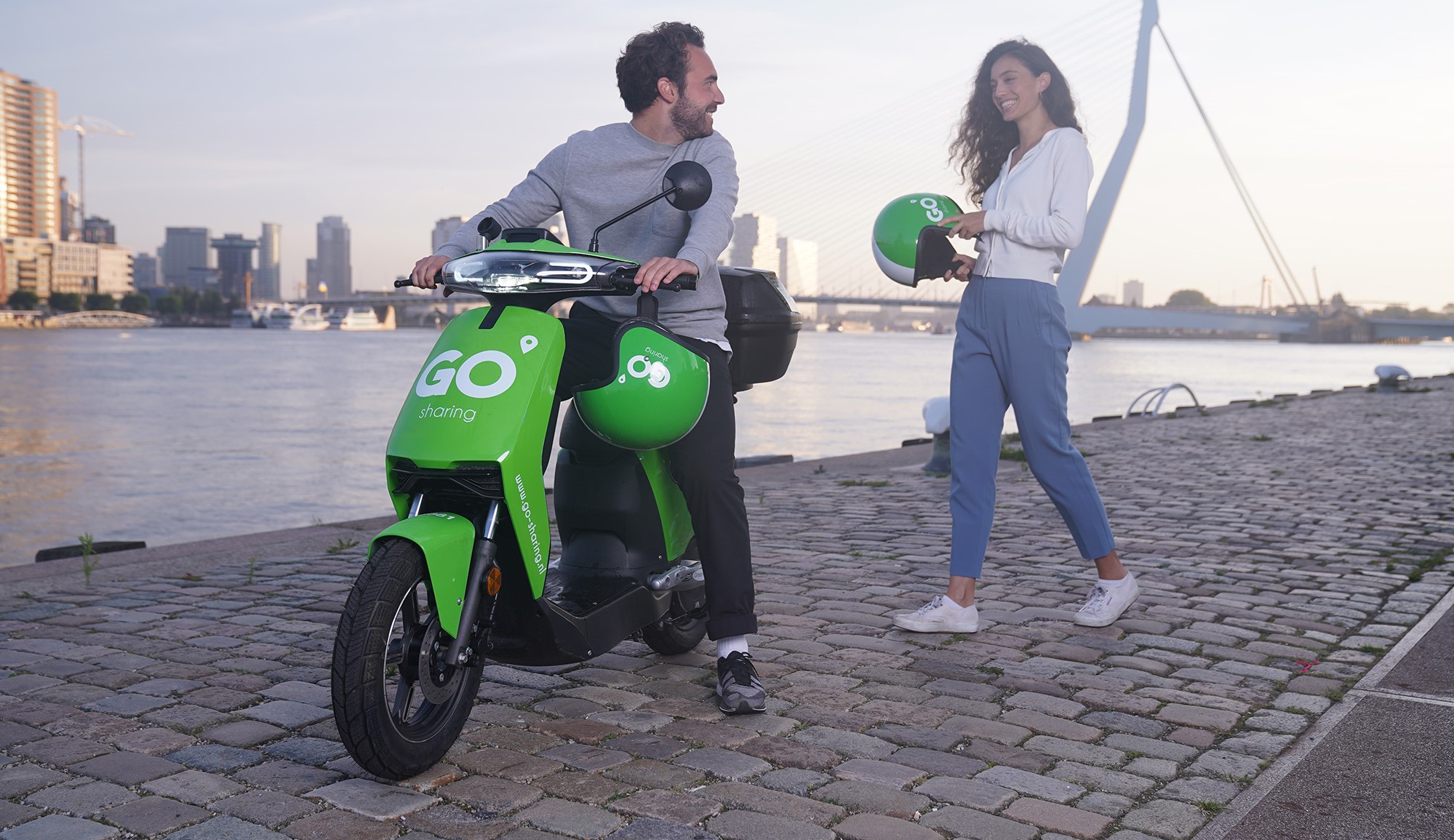 Vanaf januari is een helm verplicht dit betekent het voor deelscooters