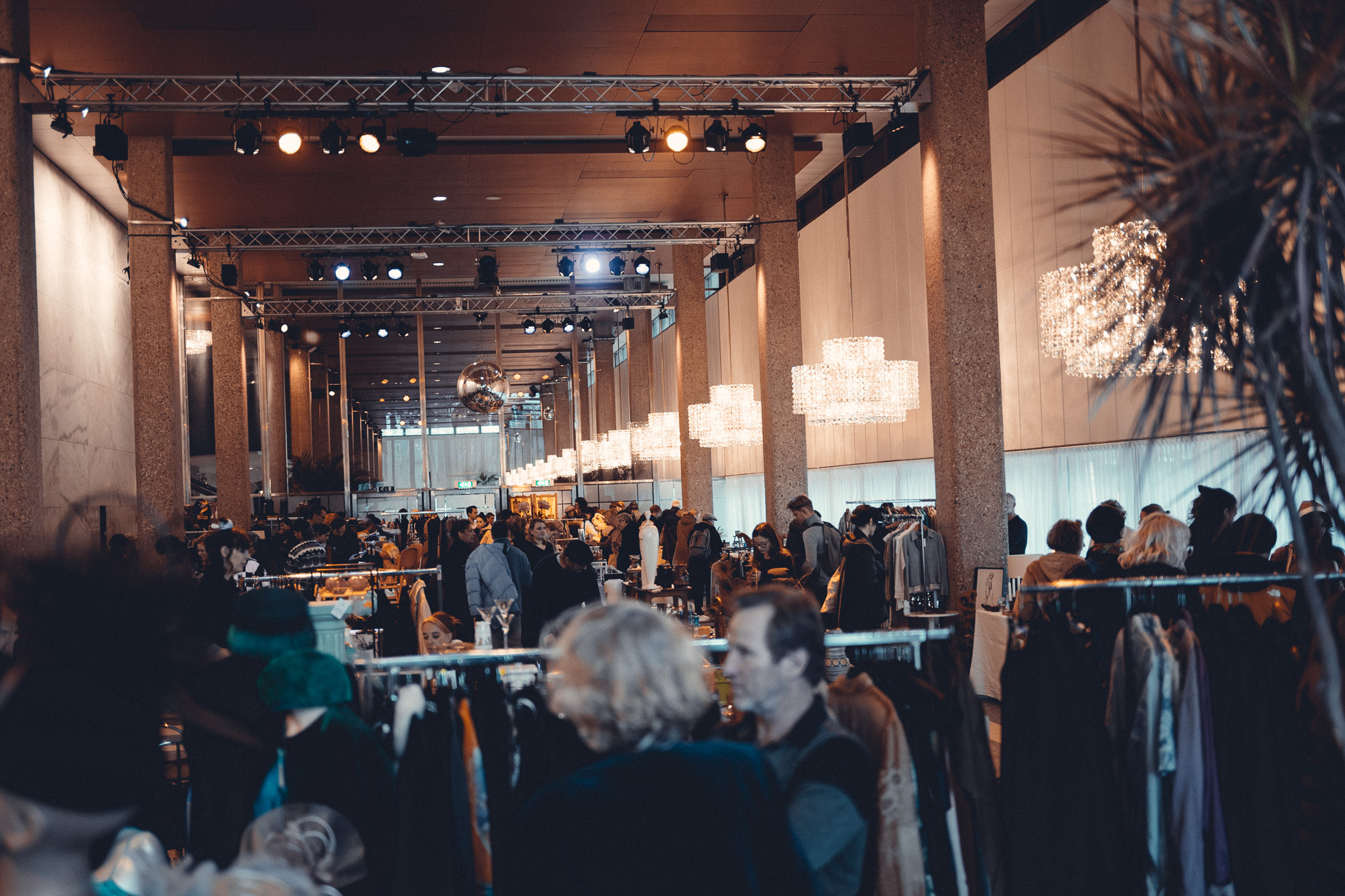 Van kleding tot meubels: Waluw Vintage Markt komt terug naar De Doelen