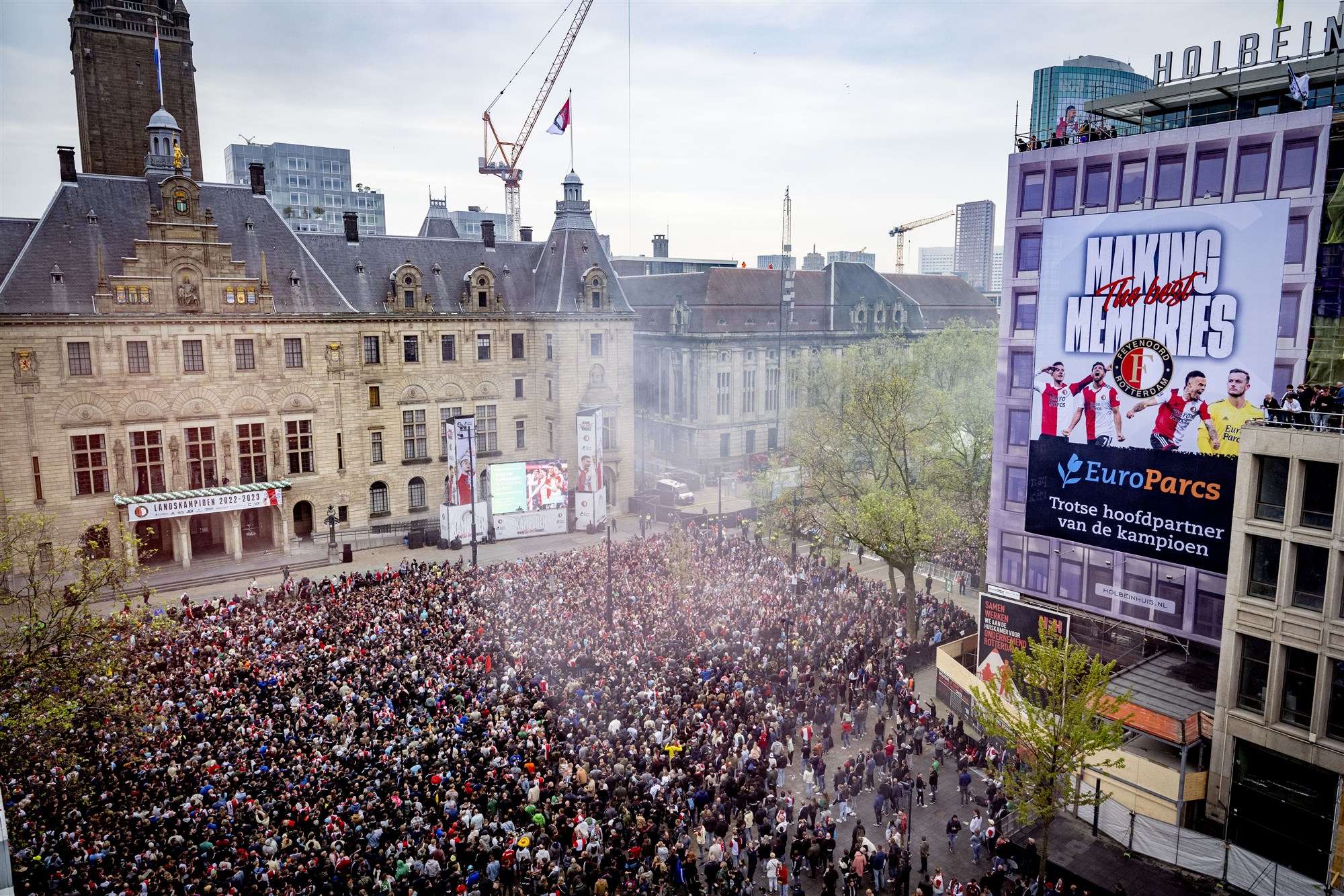 Kippenvel! Dit was de huldiging van Feyenoord op de Coolsingel - Oozo.nl