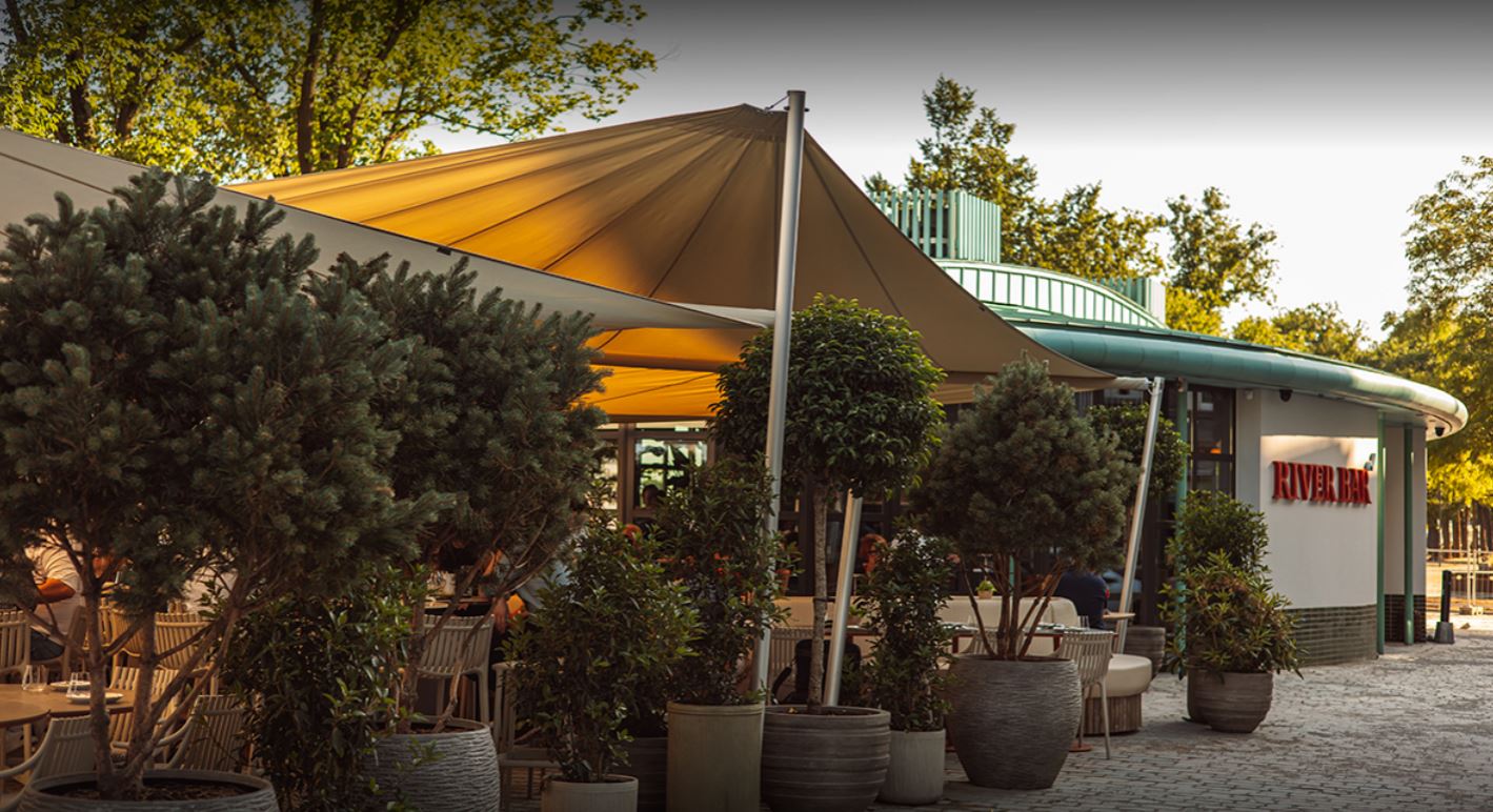 River Bar indebuurt Rotterdam