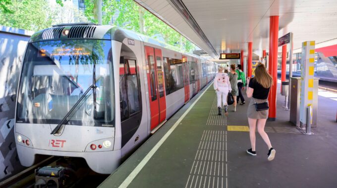 Metro Kralingse Zoom Rotterdam