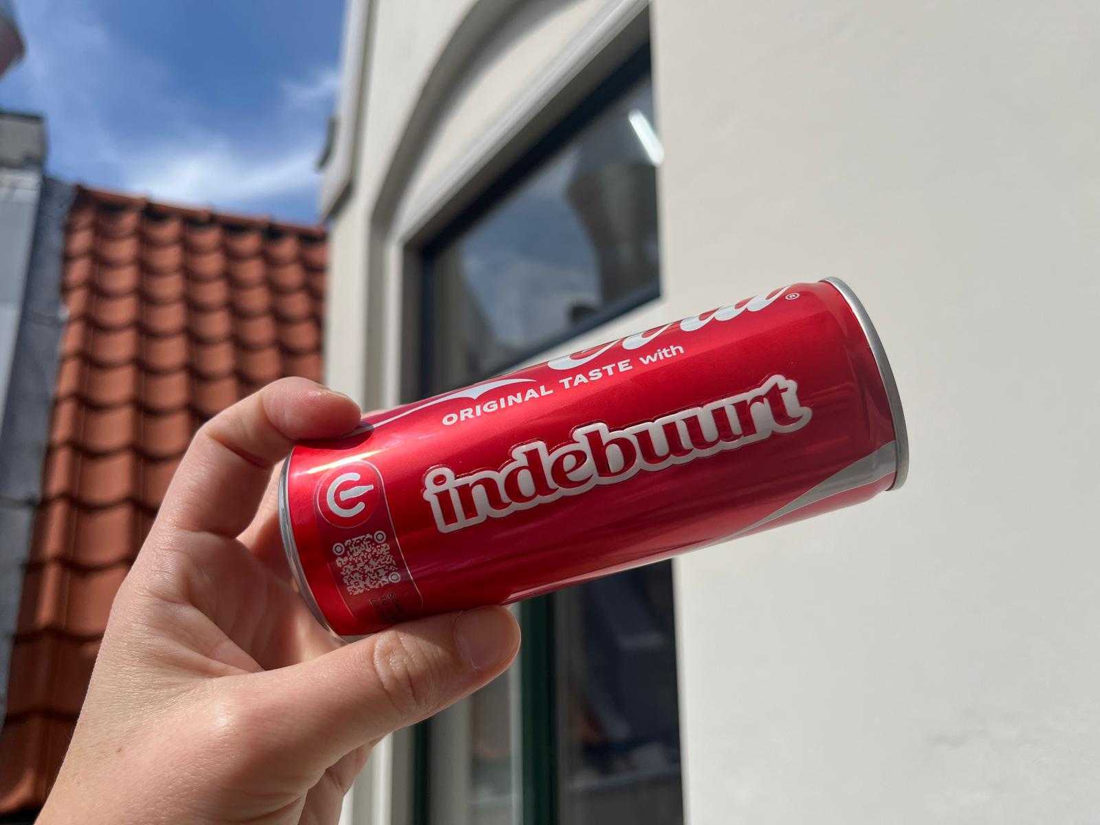 Blikvanger! Hier in Rotterdam haal je een gratis colablikje met jouw naam
