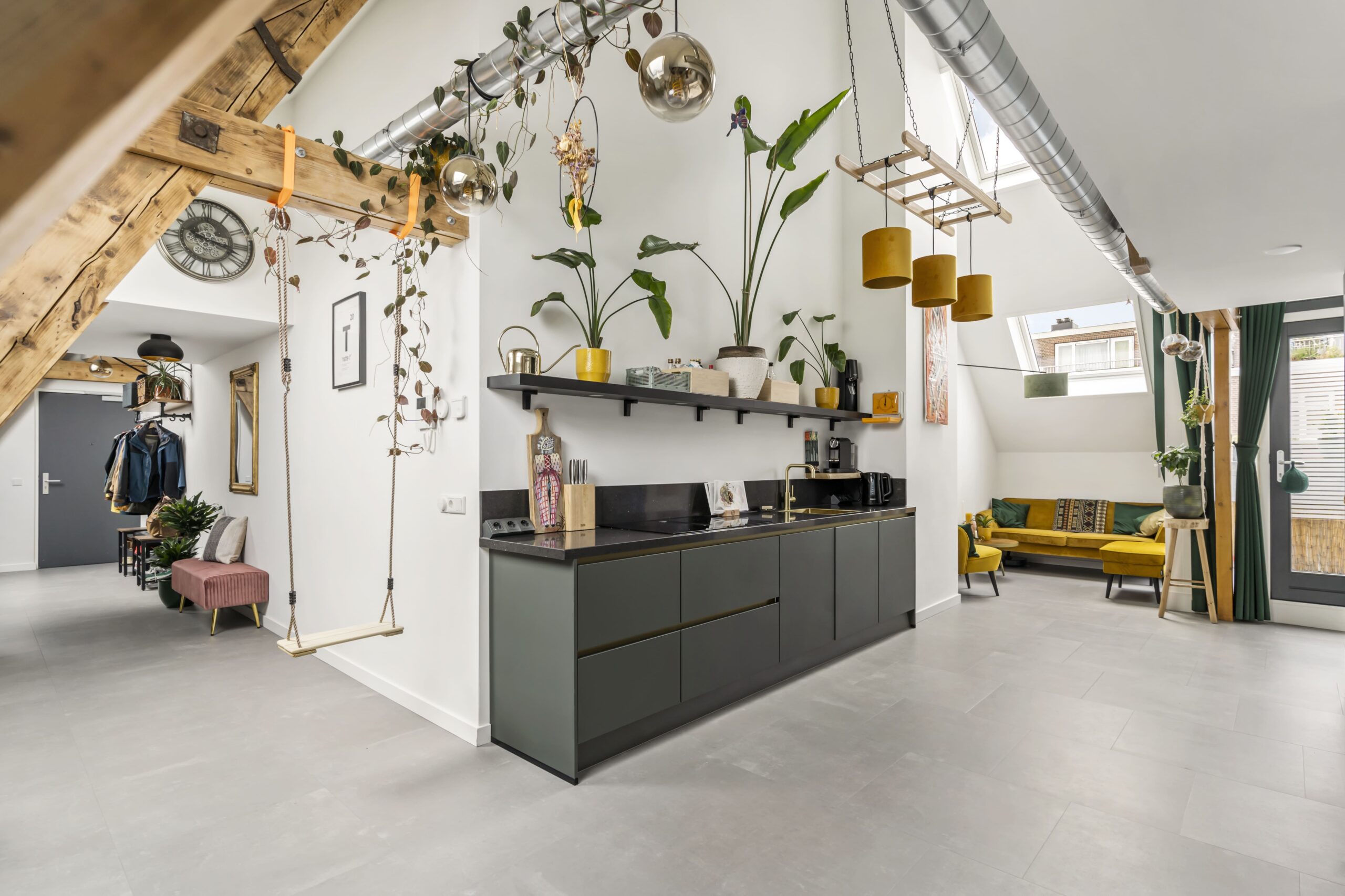 Fundaparel: dit oude schoolgebouw is omgetoverd tot een superluxe appartement