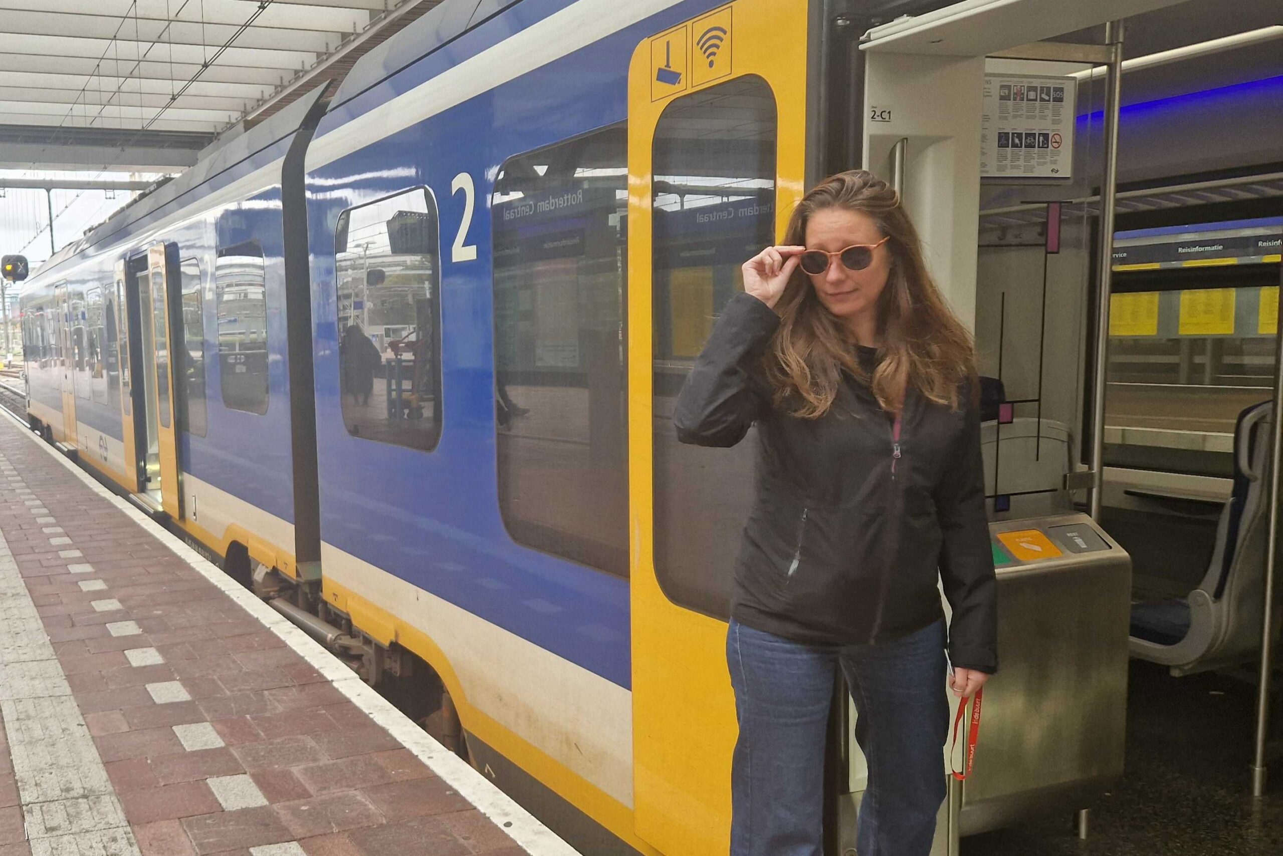 Dit gaat er binnenkort gebeuren met de schermen op Rotterdam Centraal