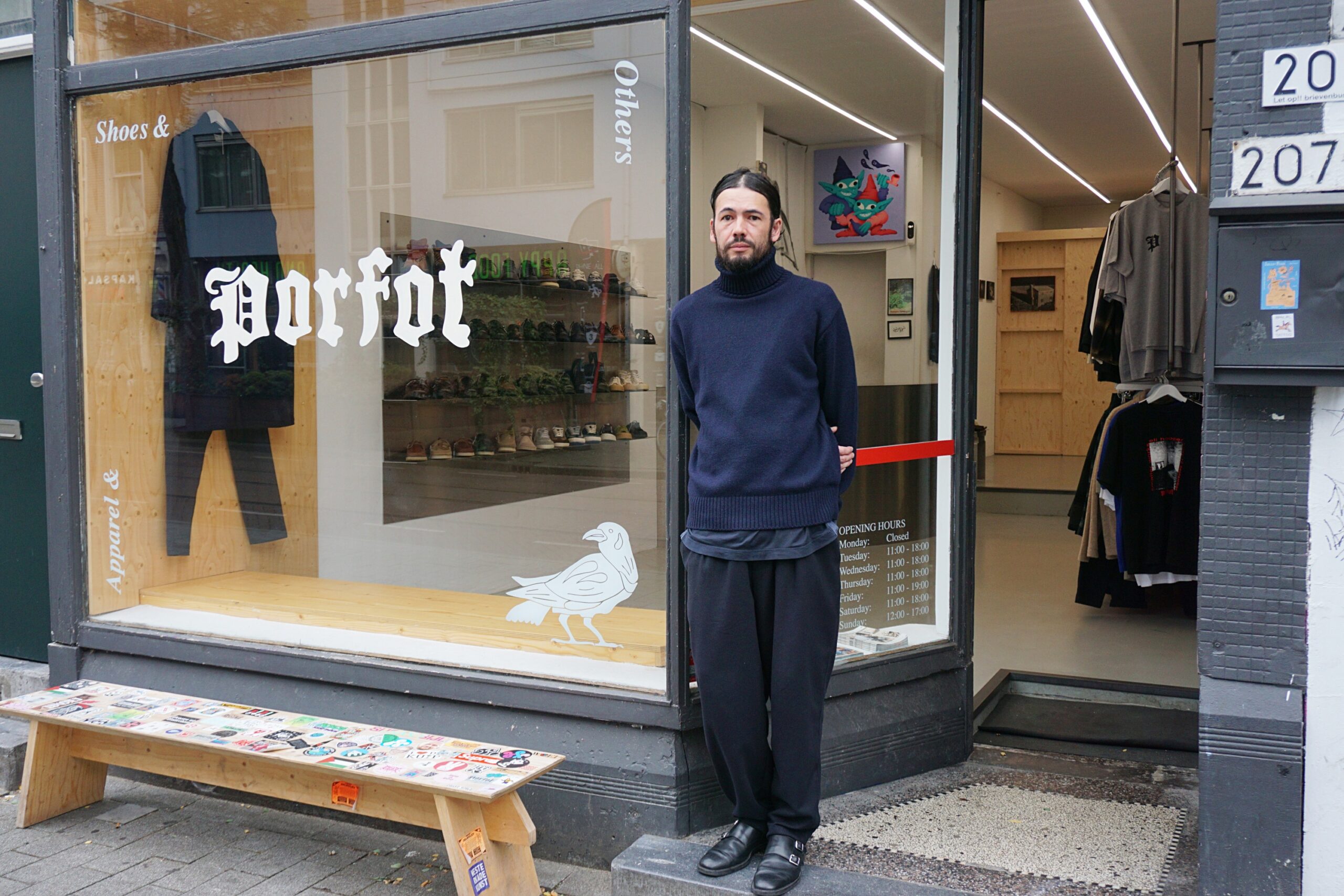 Dustin opende na 15 jaar bij Woei een eigen boetiekwinkel: ‘Streetwear voor dertigers’