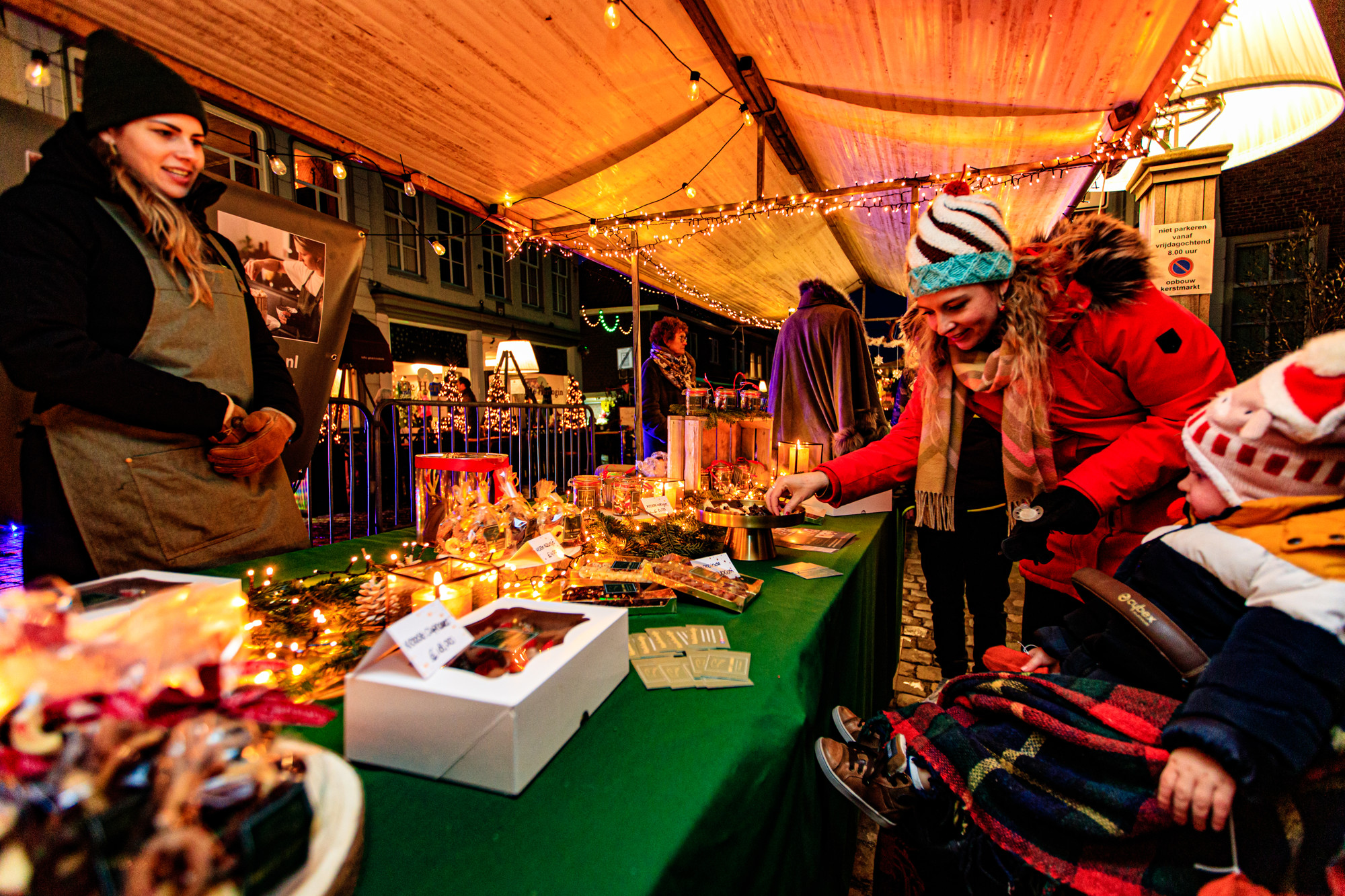 Deze types kom je tegen op de kerstmarkt in Rotterdam
