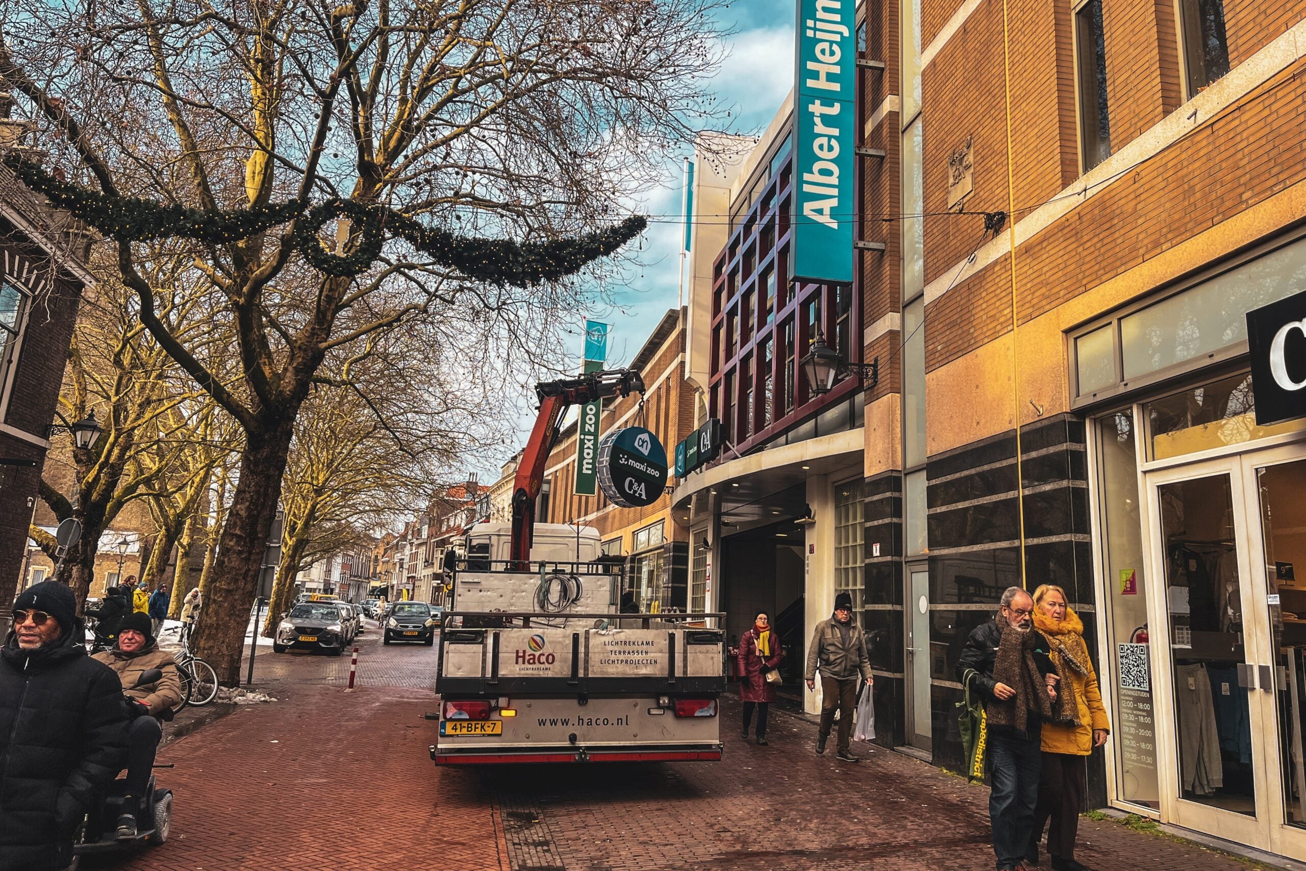 Van ABC naar AMC: nu kloppen de letters op dit Schiedamse gebouw weer