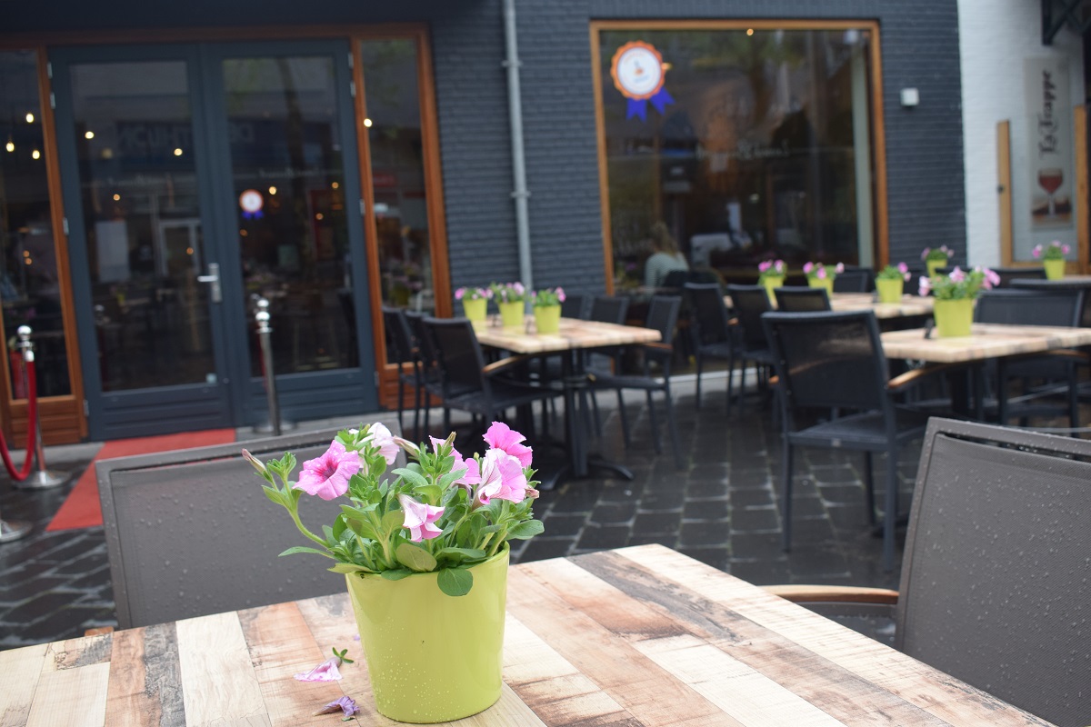 Foto's Brownies & DownieS is open indebuurt Tilburg