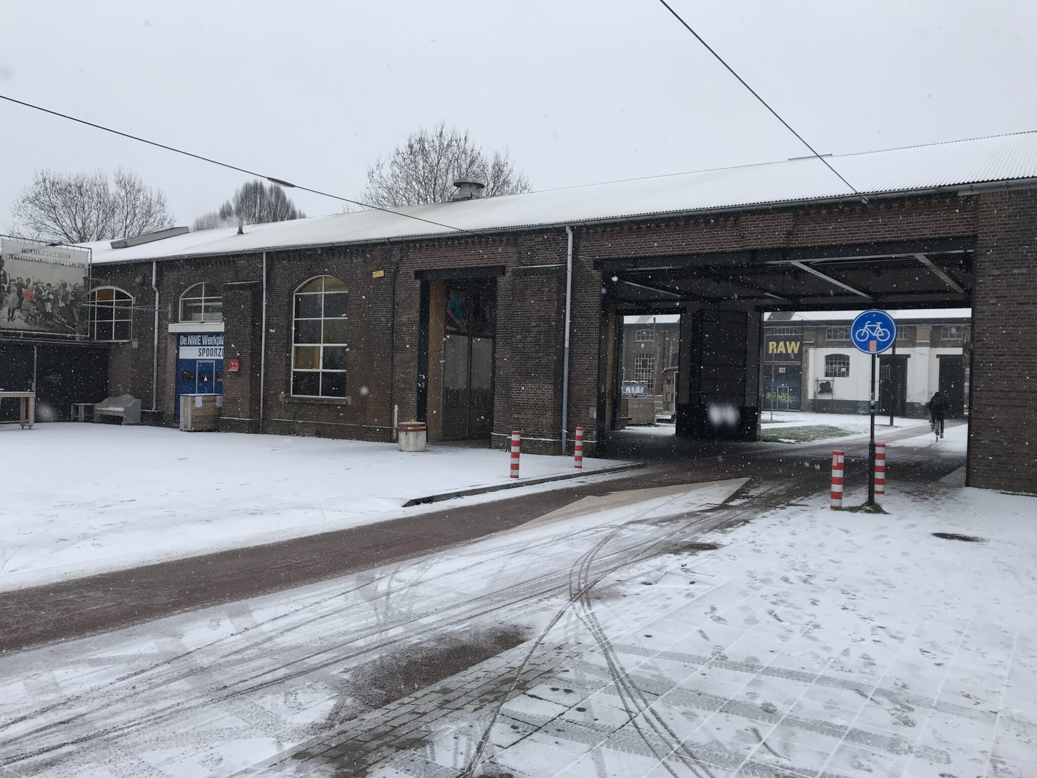 Spoorzone sneeuw