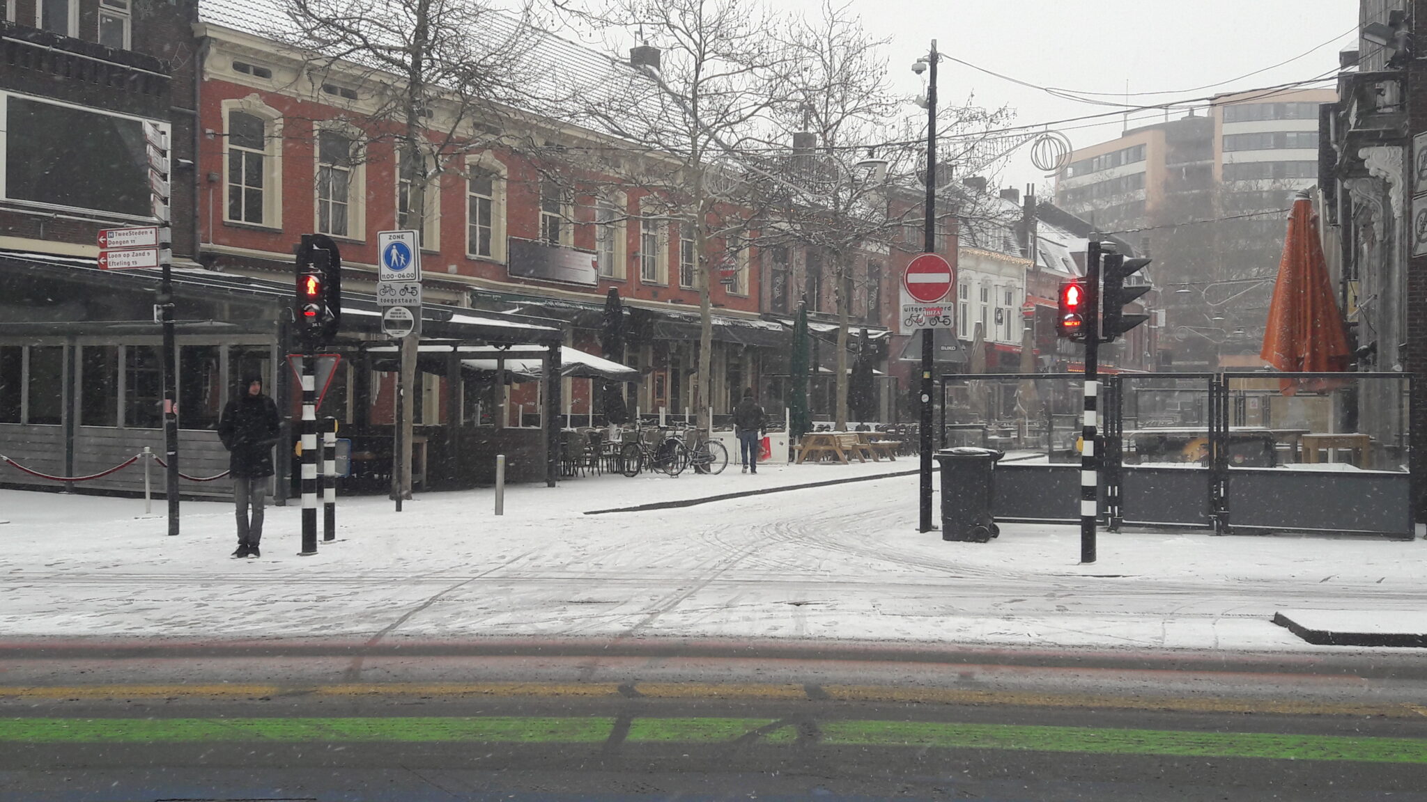 Korte Heuvel sneeuw