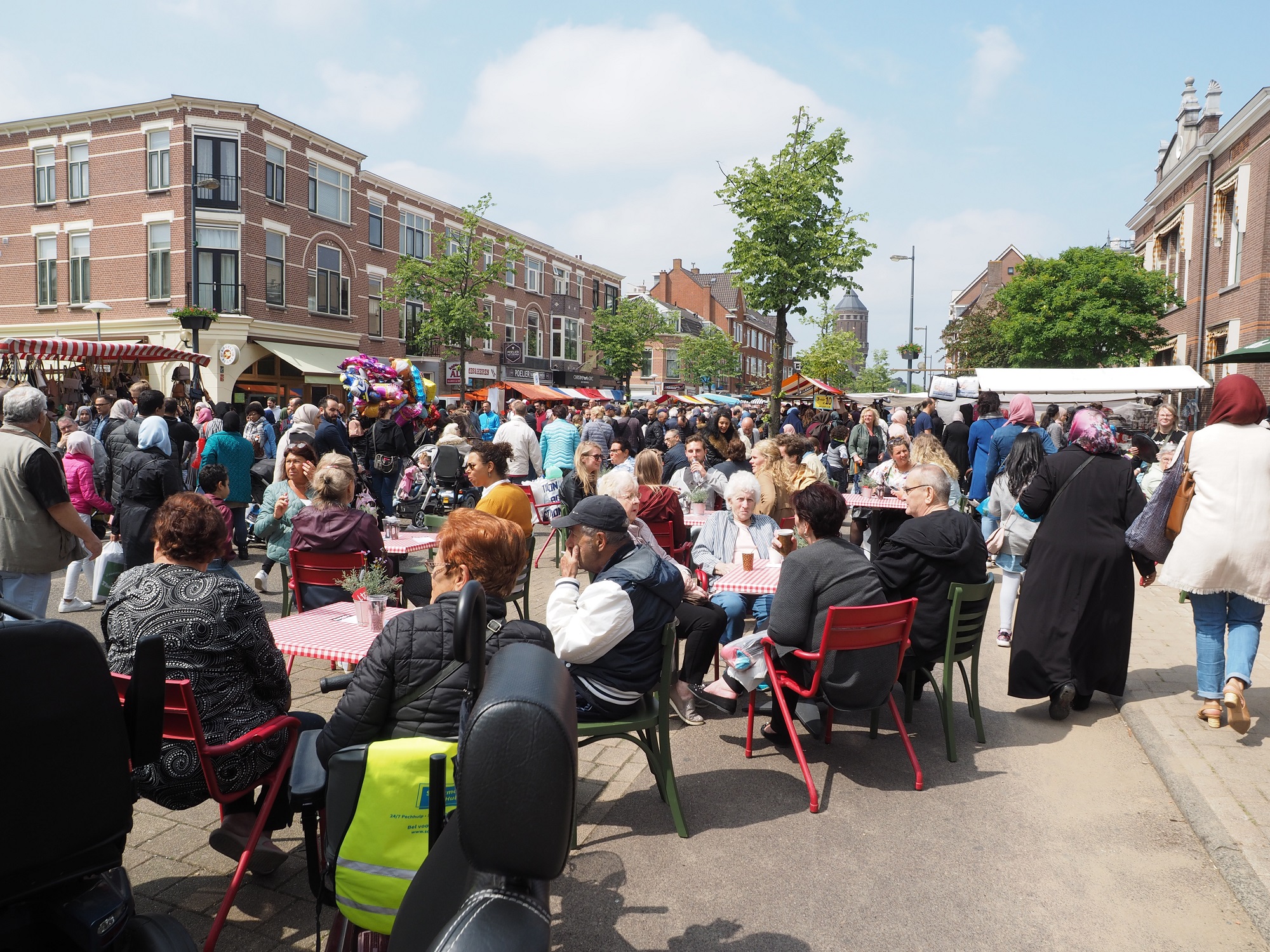 De grootste markt van Nederland komt weer naar Utrecht en daar wil je bij zijn indebuurt Utrecht De grootste markt van Nederland komt weer naar Utrecht en daar wil je bij zijn indebuurt Utrecht