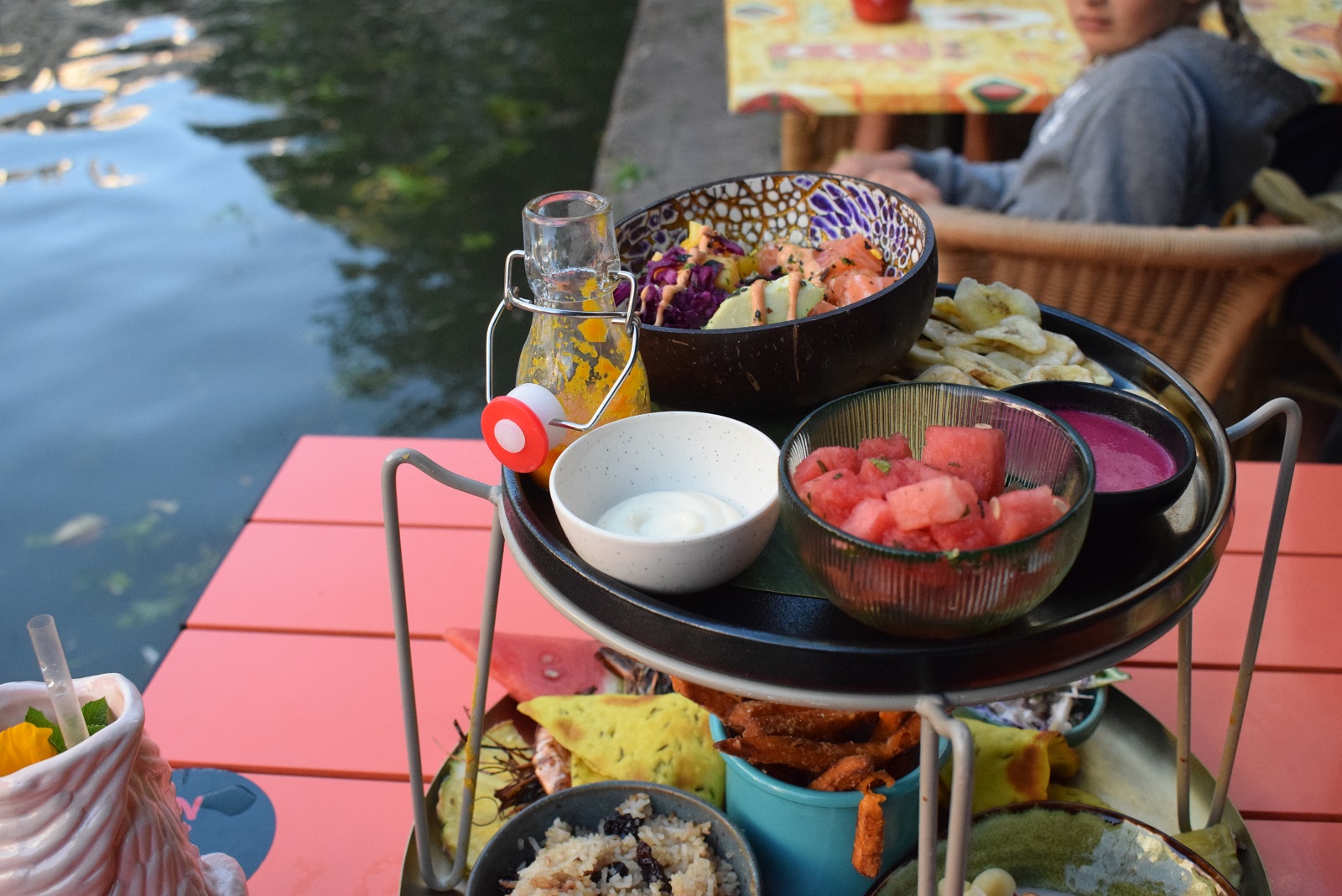 Wij gingen een hapje eten bij de Rum Club dit vonden we ervan