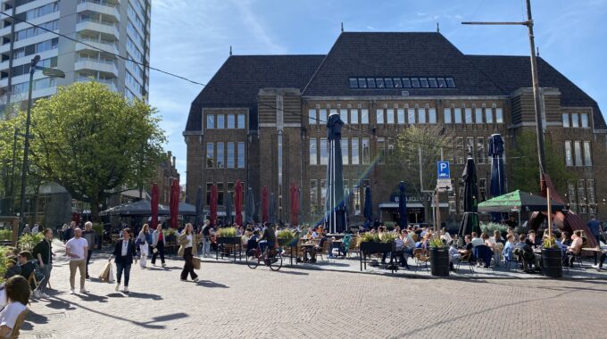 terras mensen lente zon
