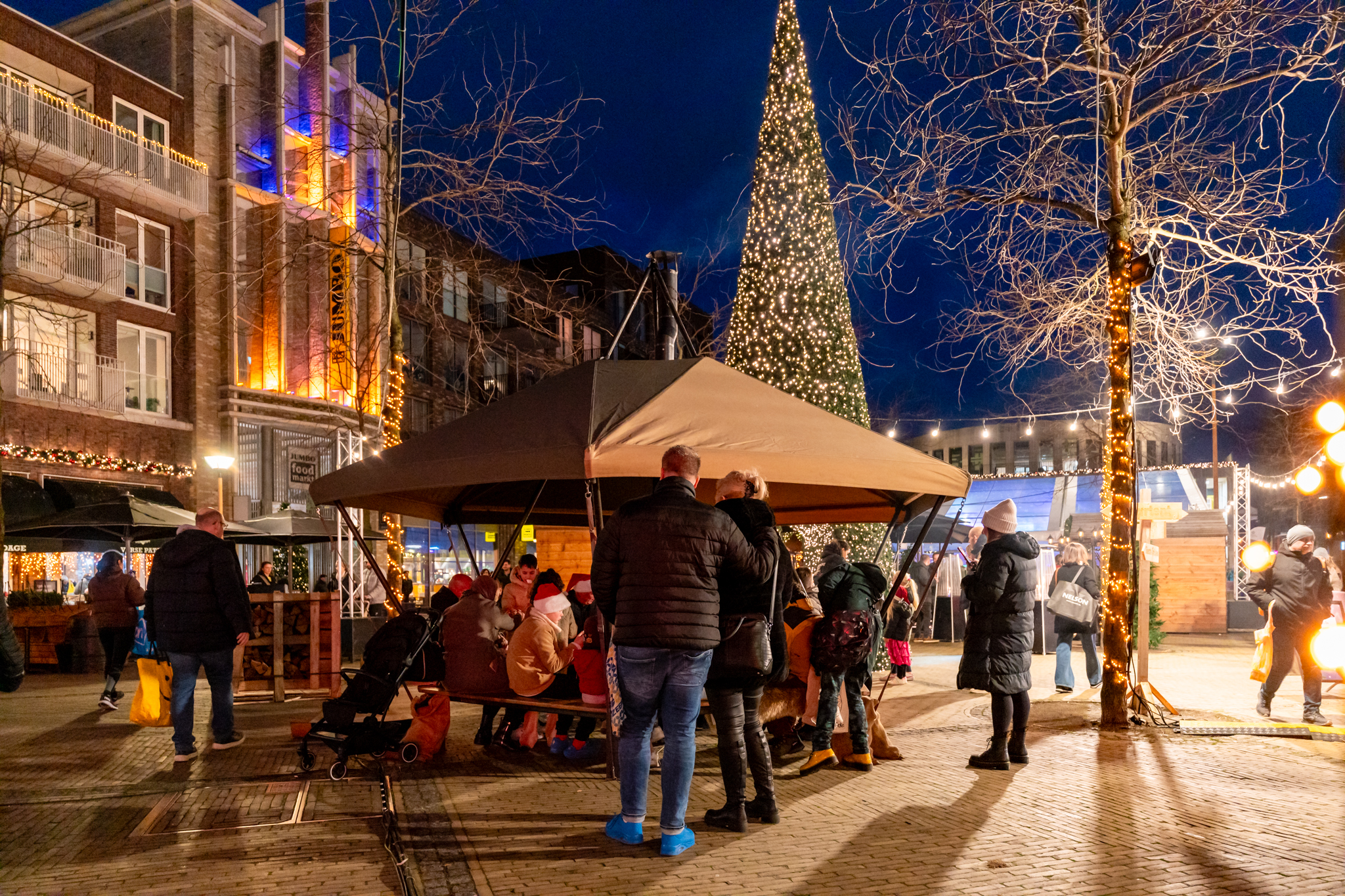 Wauw! Dit winkelgebied in Leidsche Rijn wordt omgetoverd voor een magisch kerstfeest