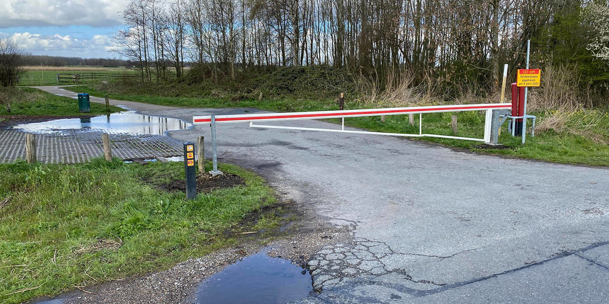 Parkeerplaats Breeweg afgesloten