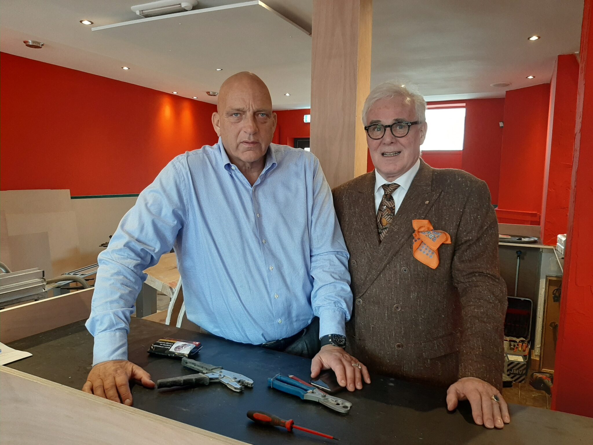 Herman den Blijker verrast eigenaar van