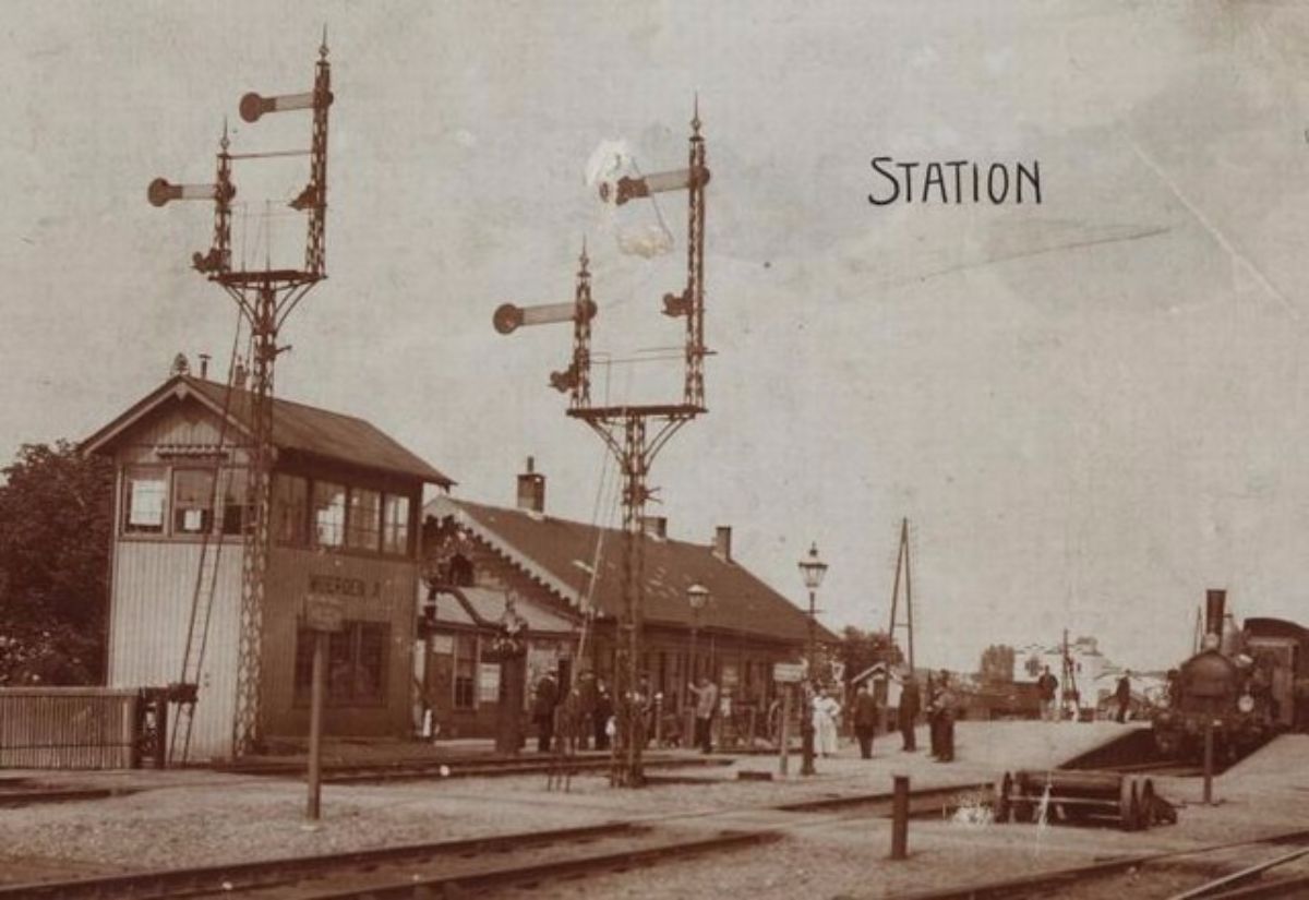 Station Woerden in 1890