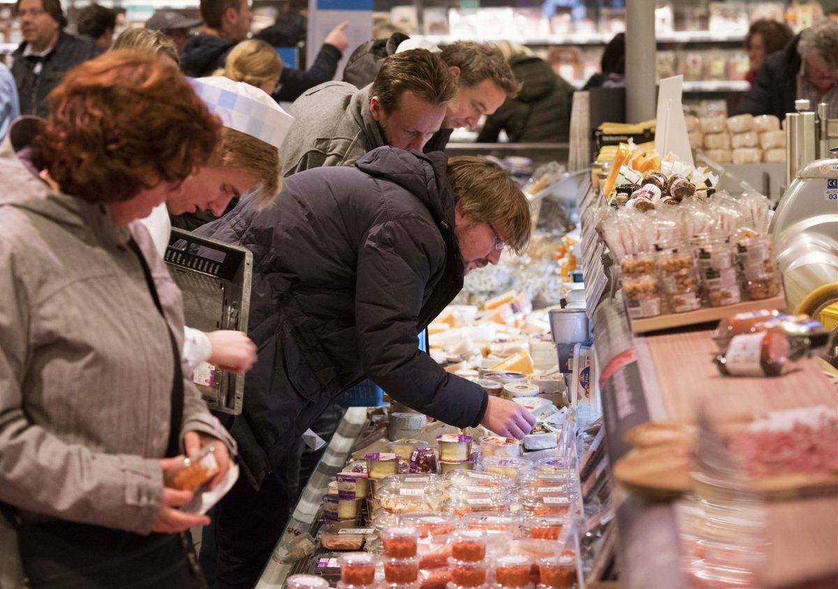 Supermarkt winkelen 4 en 5 mei openingstijden winkel
