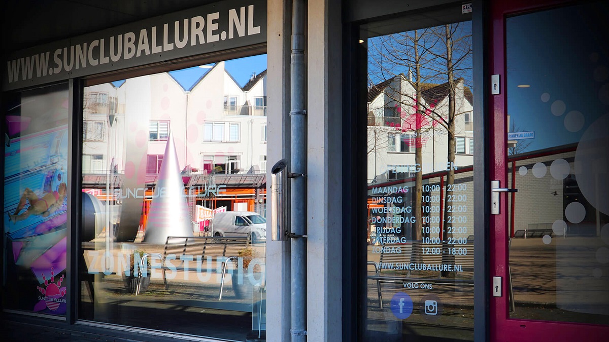 Sunclub Allure zonnestudie Woerden actie aanbieding zonnen voordelig