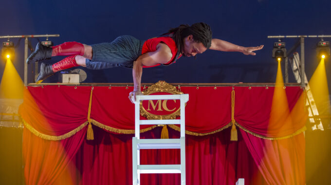 circus woerden