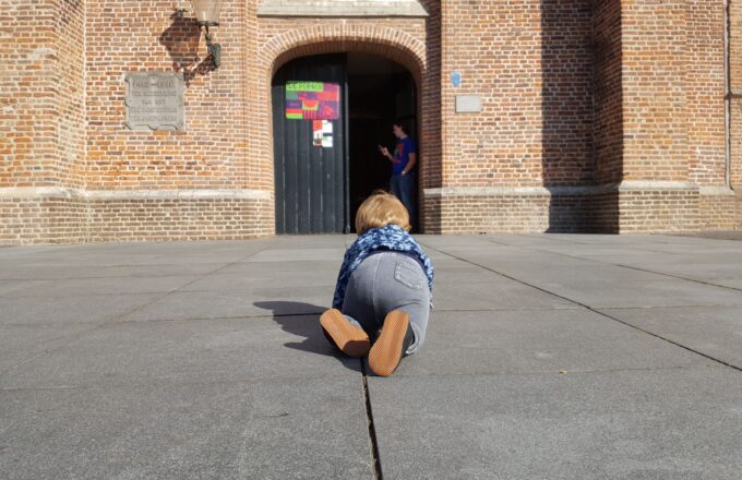 kruipen kerkplein