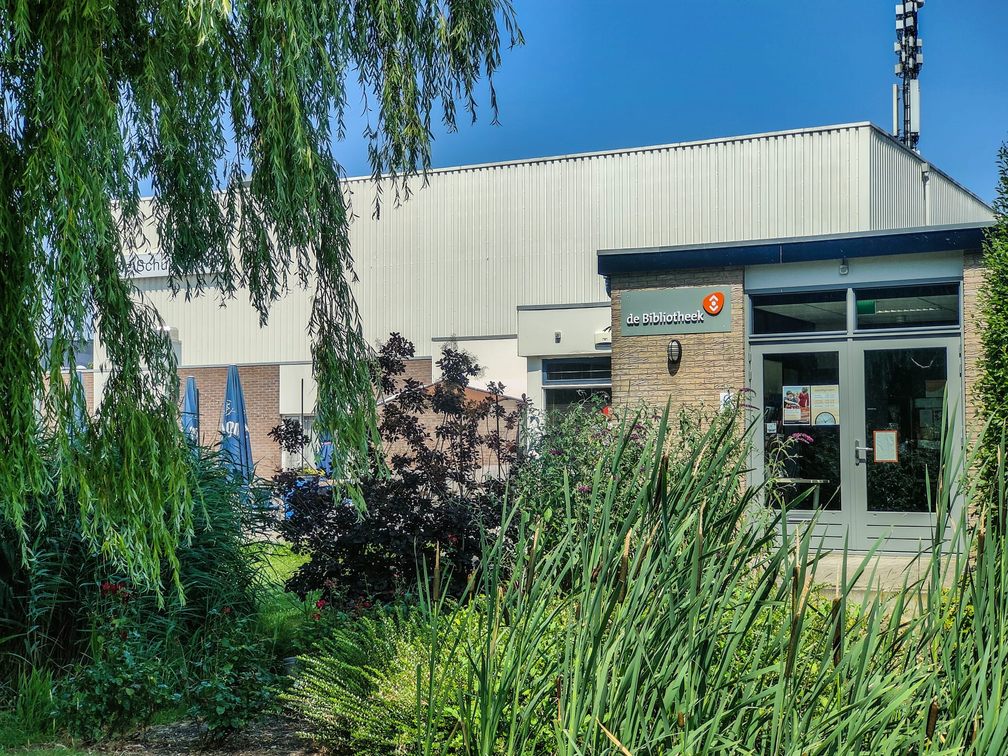 Even geen boeken meer lenen: bieb in Kamerik en Zegveld tijdelijk dicht