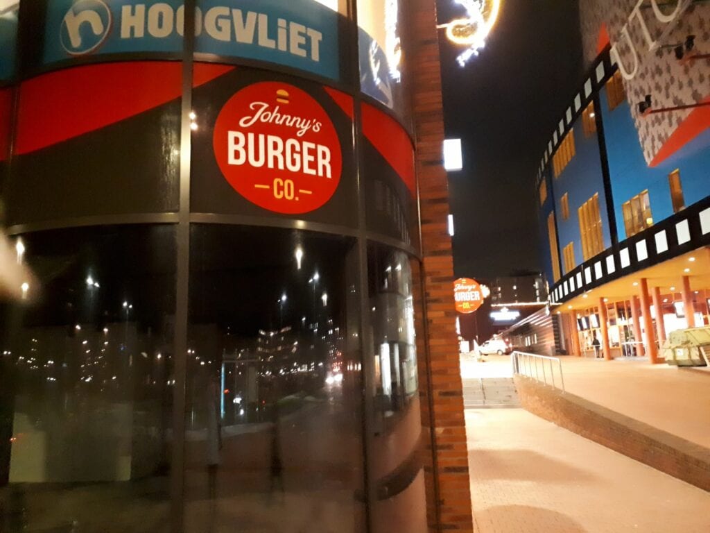 Burger time! Binnenkort opent Johnny's Burger in Zoetermeer indebuurt