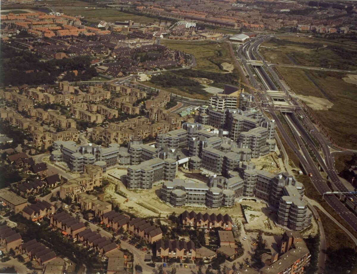 Dit is waarom het ministerie van onderwijs in de jaren ’80 naar Zoetermeer kwam
