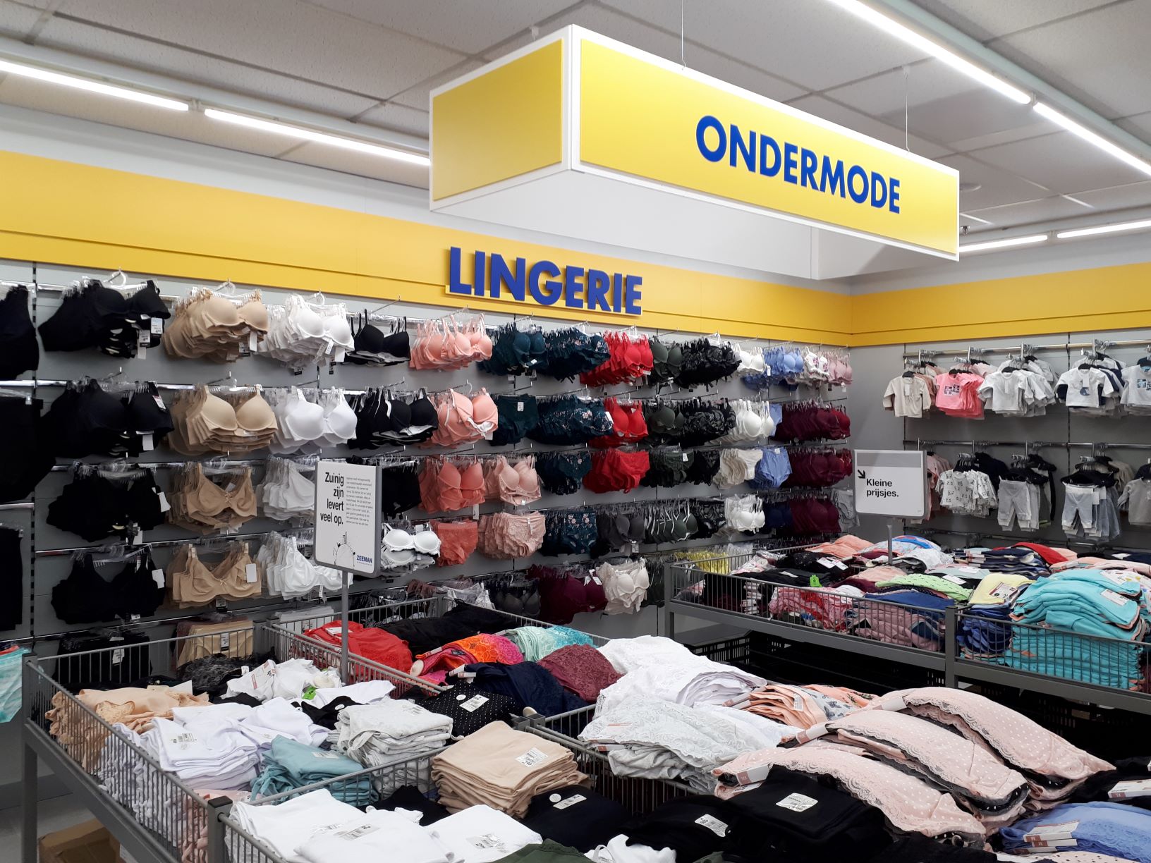 Hoera! Zeeman XL is open en dit kun je er vinden indebuurt Zoetermeer Hoera! Zeeman XL is open en dit kun je er vinden indebuurt Zoetermeer