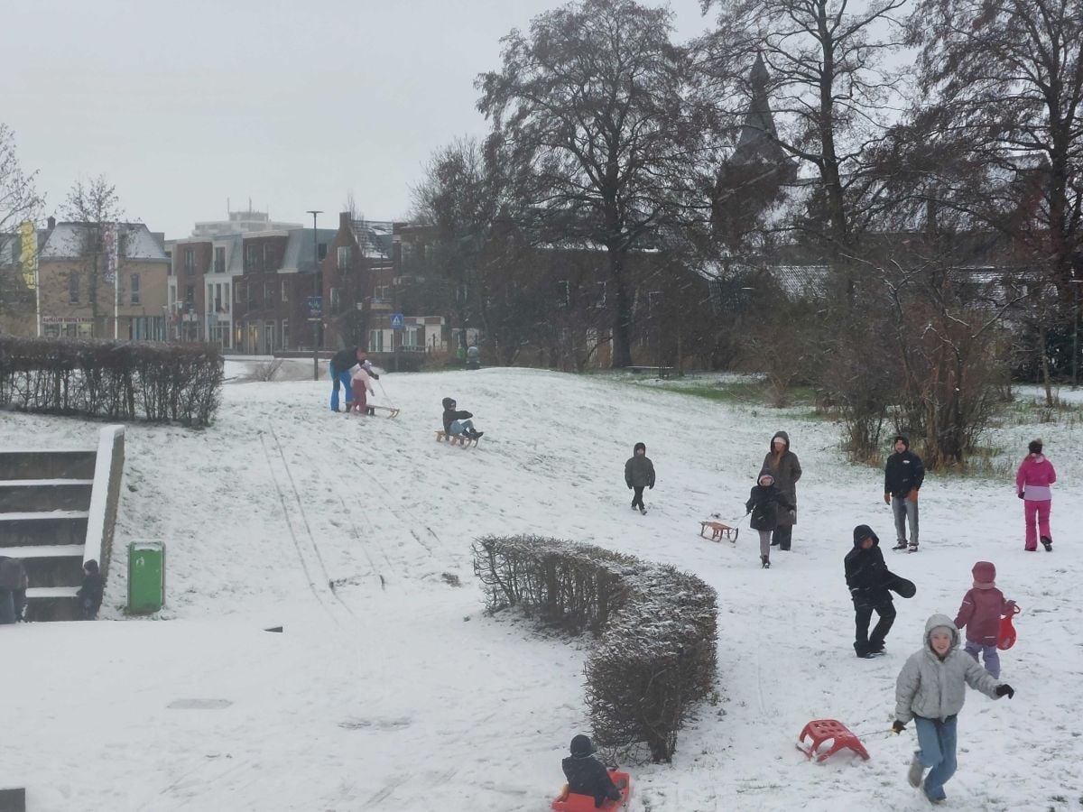 Sleetje rijden in de sneeuw: wat is jouw favoriete heuveltje in Zoetermeer?