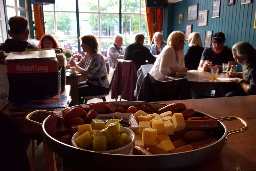 Game on 4 x spelletjes in cafés in Zwolle indebuurt Zwolle