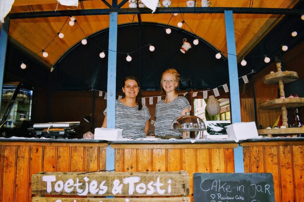 Pannenkoek salty caramel en tosti Turks brood wij proefden er op los