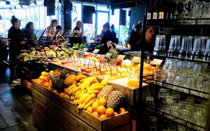 Het kan weer! Eten bij La Place in Zwolle indebuurt Zwolle