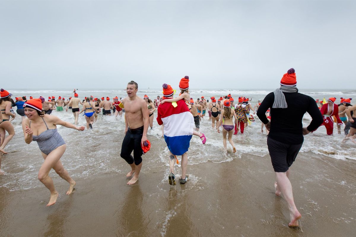 nieuwjaarsduik-in-zwolle