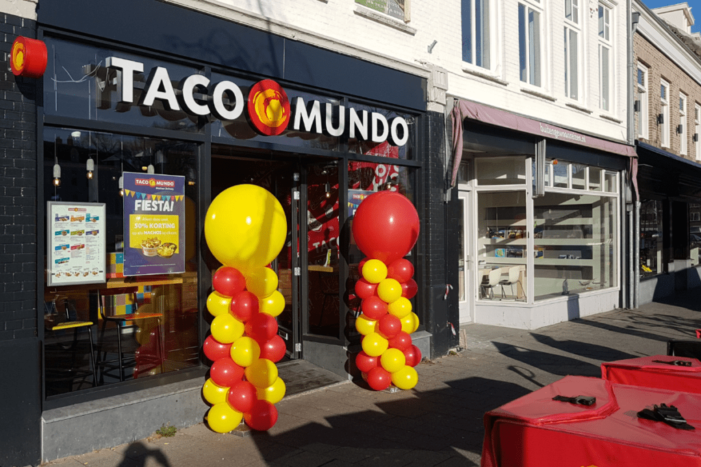 Taco Mundo Zwolle bestaat 1 jaar en viert dat met een hele toffe actie