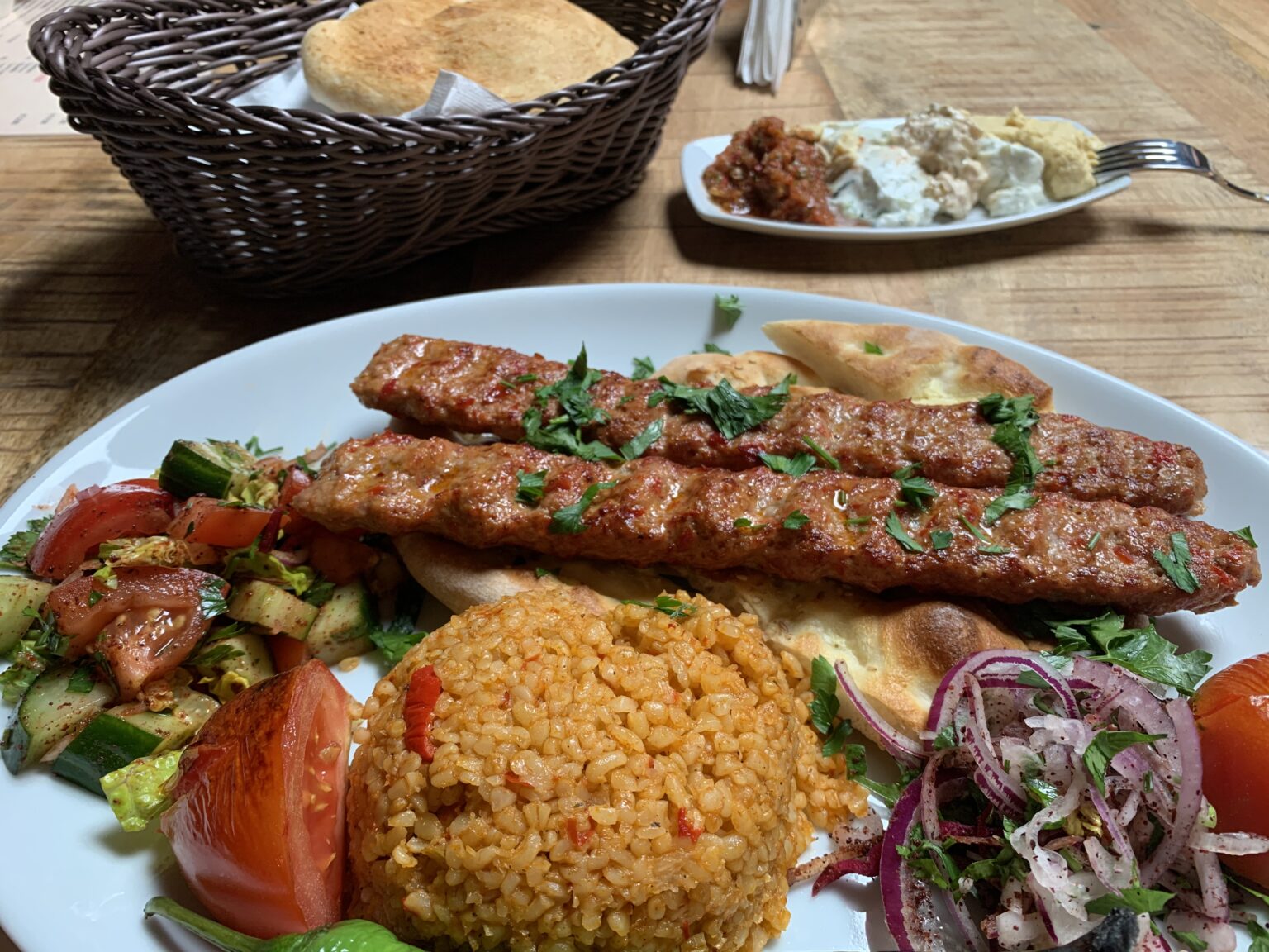 Vader en zoon openen Turkse eetgelegenheid in centrum 'Dit miste nog