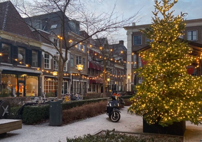 Boekhandel Waanders heeft na 186 jaar een nieuwe naam: Van der Velde