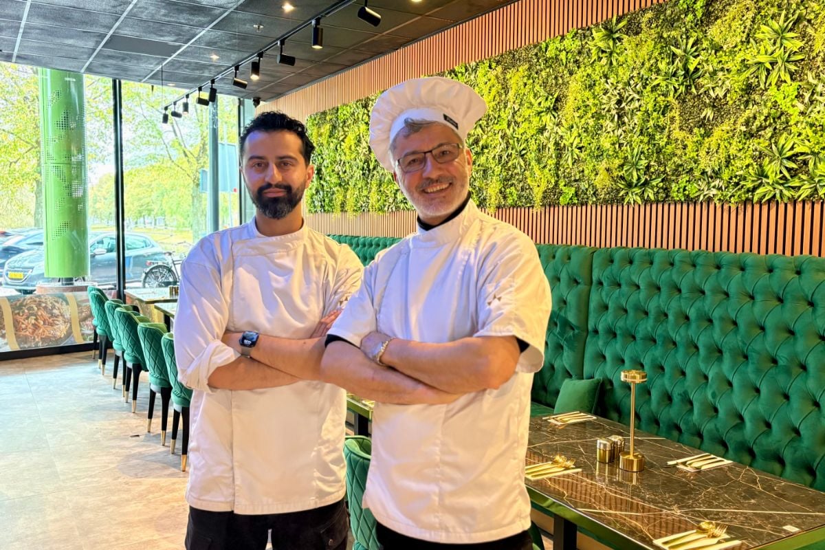 Naqib en Atiq hebben een Afghaans restaurant in Zwolle: ‘Een gast kwam zelfs speciaal uit Dubai’