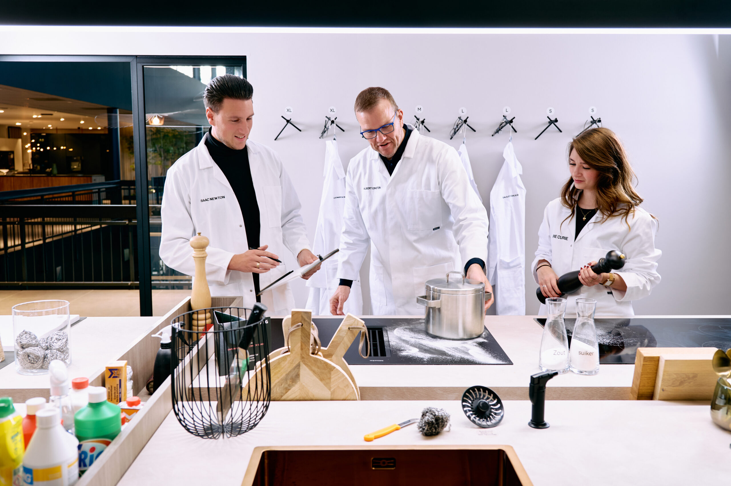 Bijzonder: in deze winkel stel je met experimenten jouw perfecte keuken samen